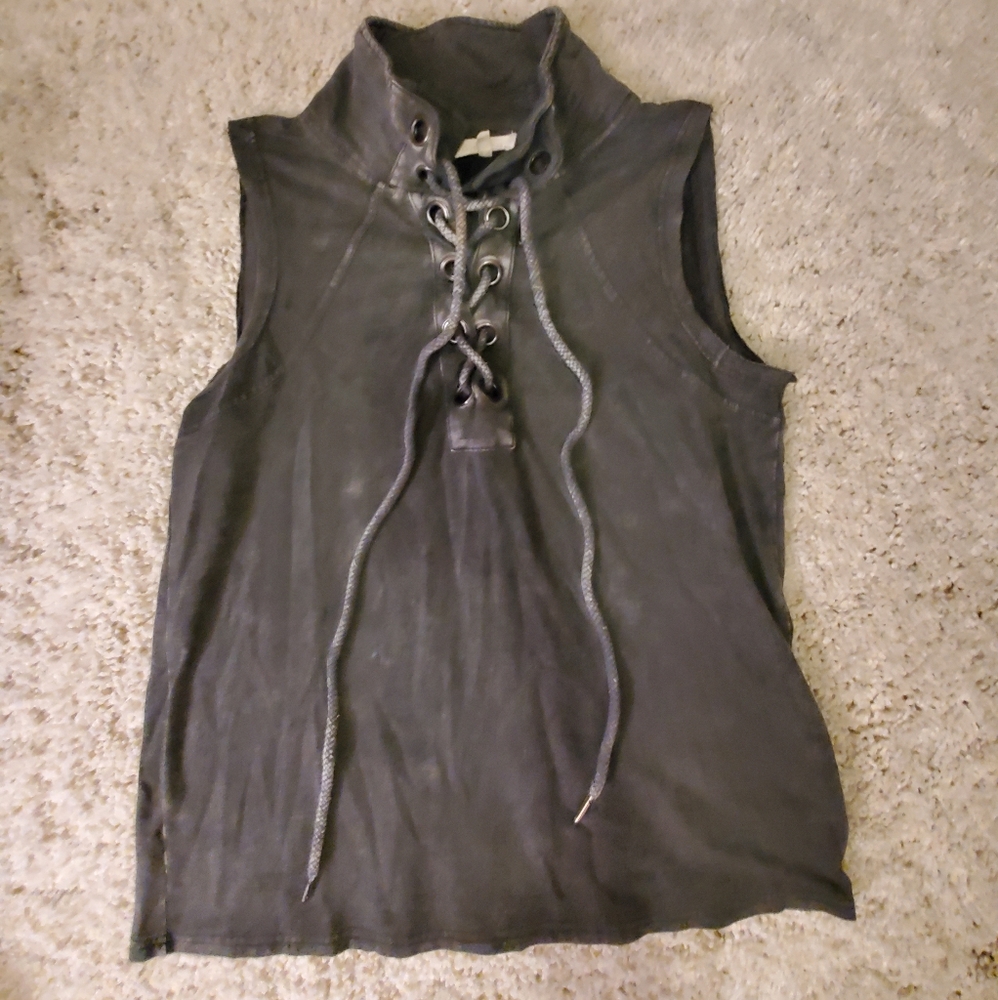 Grey grunge tank